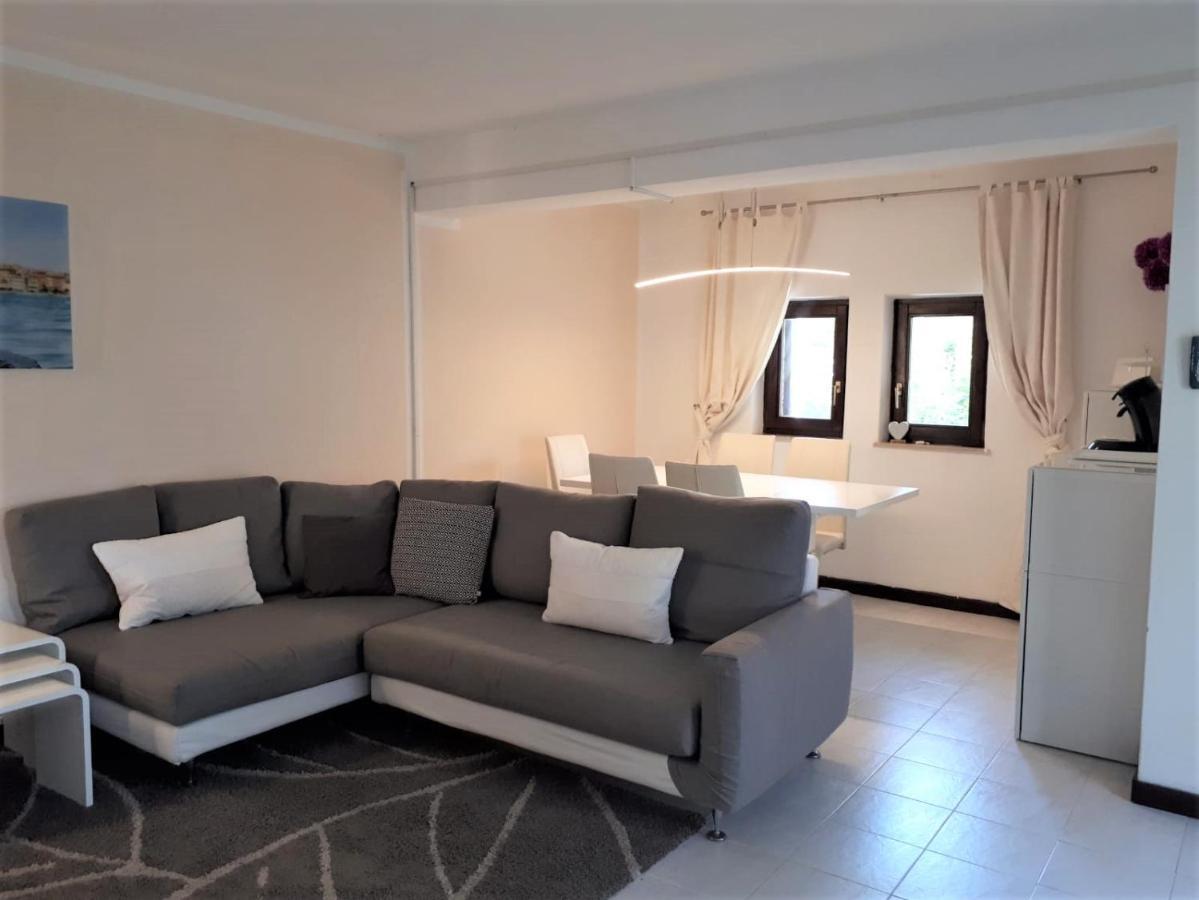 Apartmen Relax 200 M T Beach Appartement Rovinj Buitenkant foto