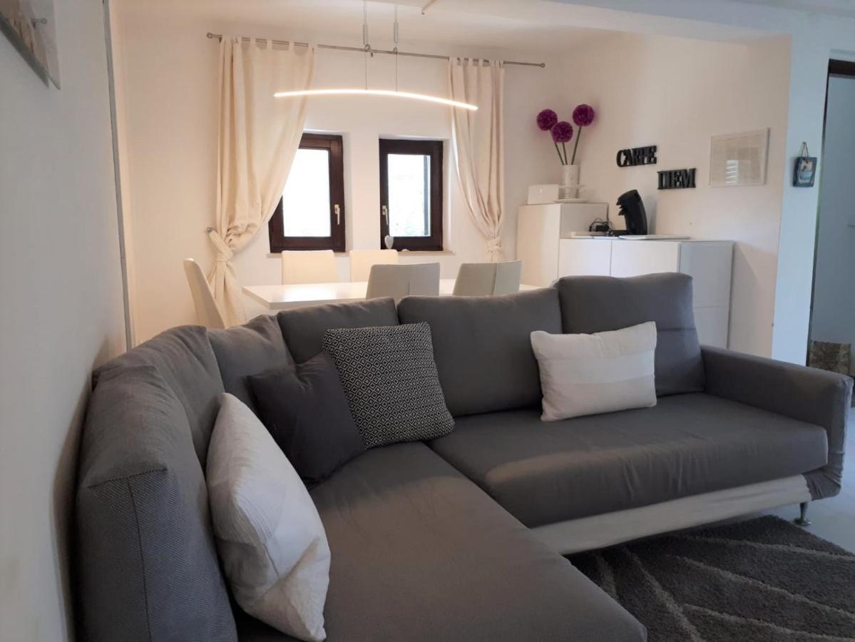 Apartmen Relax 200 M T Beach Appartement Rovinj Buitenkant foto